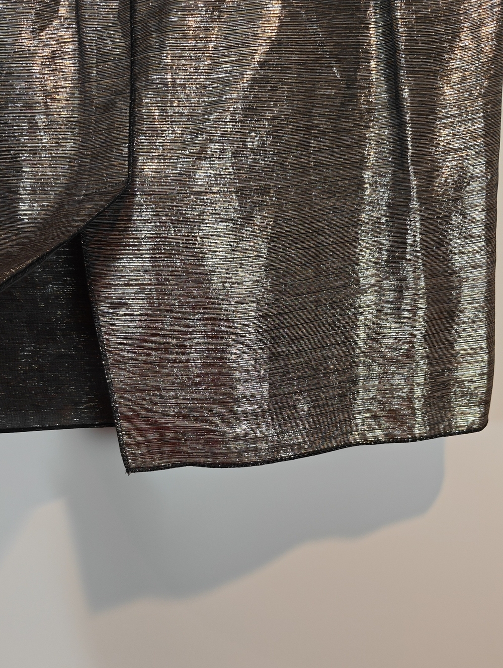 DOLCE & GABBANA NWT Designer Silver and Gold Metallic Silk Skirt Size 44 - Picture 9 of 16